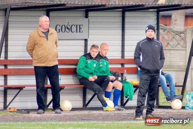Zdjęcie w galerii na portalu naszraciborz.pl: Musioł strzelić musioł. Tworków wygrał po trudach wiadomości z regionu
