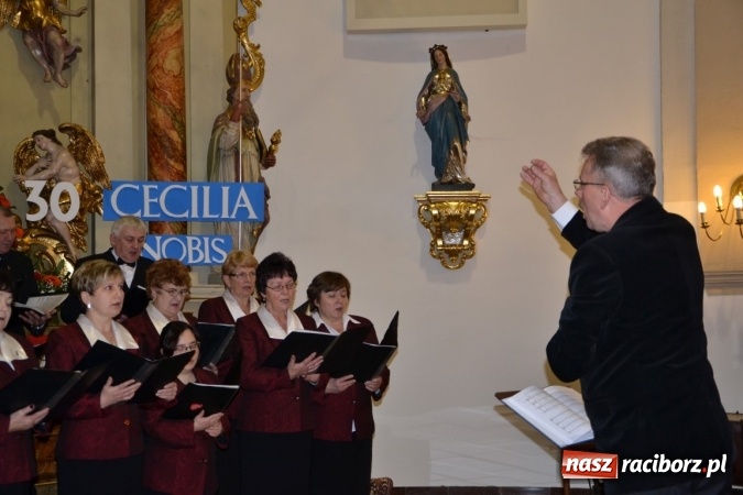 Zdjęcie w galerii na portalu naszraciborz.pl: Chór św. Anny z Krzyżanowic świętował jubileusz wiadomości z regionu