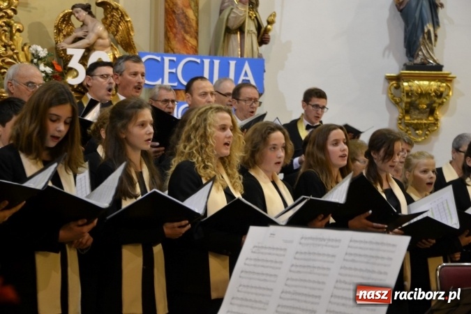 Zdjęcie w galerii na portalu naszraciborz.pl: Chór św. Anny z Krzyżanowic świętował jubileusz wiadomości z regionu