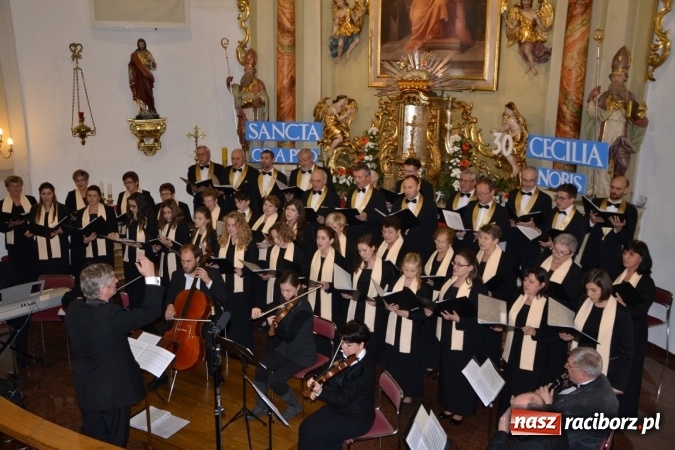 Zdjęcie w galerii na portalu naszraciborz.pl: Chór św. Anny z Krzyżanowic świętował jubileusz wiadomości z regionu
