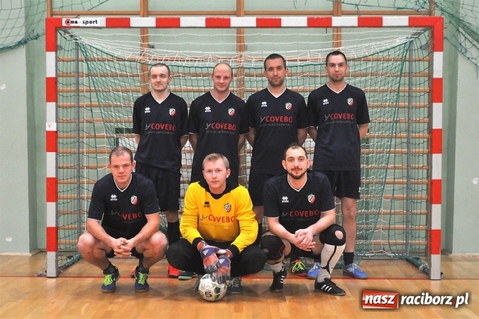 Zdjęcie w galerii na portalu naszraciborz.pl: Harpagany pokonały Mat-Bruk po zaciętym meczu wiadomości z regionu