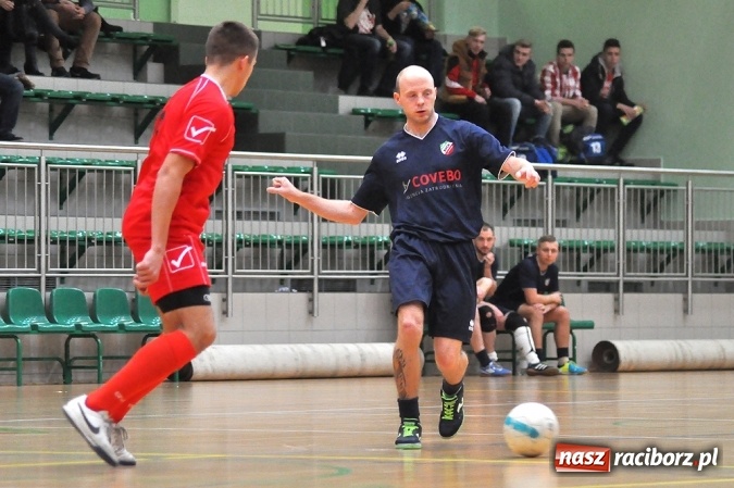 Zdjęcie w galerii na portalu naszraciborz.pl: Harpagany pokonały Mat-Bruk po zaciętym meczu wiadomości z regionu