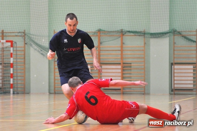 Zdjęcie w galerii na portalu naszraciborz.pl: Harpagany pokonały Mat-Bruk po zaciętym meczu wiadomości z regionu