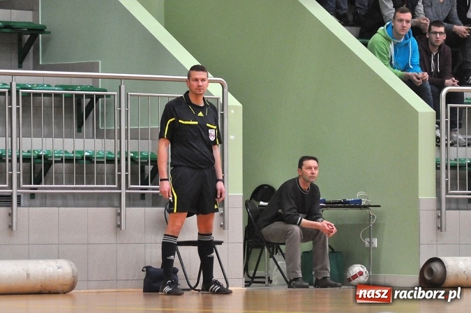 Zdjęcie w galerii na portalu naszraciborz.pl: Harpagany pokonały Mat-Bruk po zaciętym meczu wiadomości z regionu