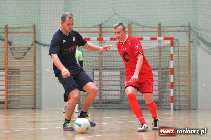 Zdjęcie w galerii na portalu naszraciborz.pl: Harpagany pokonały Mat-Bruk po zaciętym meczu wiadomości z regionu