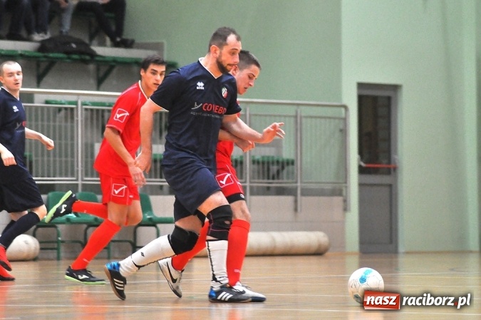 Zdjęcie w galerii na portalu naszraciborz.pl: Harpagany pokonały Mat-Bruk po zaciętym meczu wiadomości z regionu
