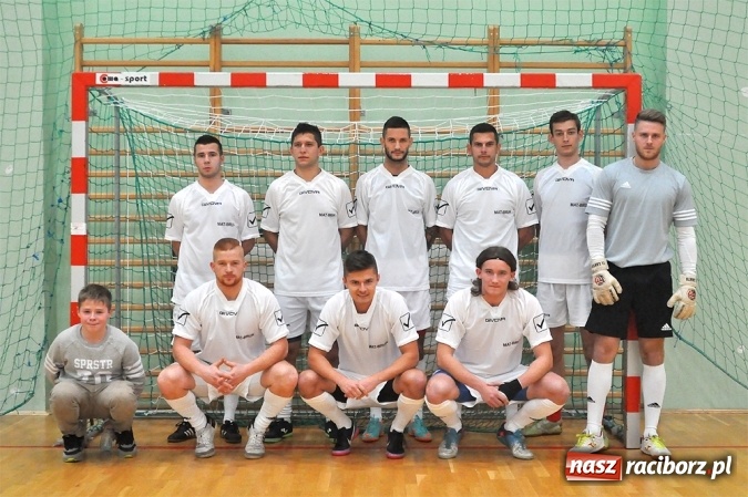 Zdjęcie w galerii na portalu naszraciborz.pl: Harpagany pokonały Mat-Bruk po zaciętym meczu wiadomości z regionu