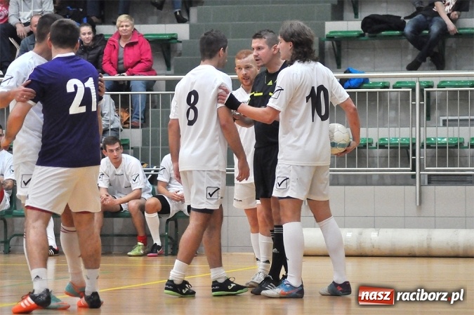 Zdjęcie w galerii na portalu naszraciborz.pl: Harpagany pokonały Mat-Bruk po zaciętym meczu wiadomości z regionu