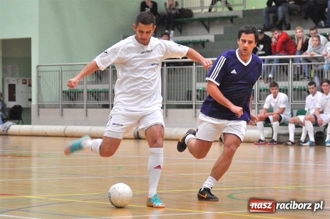 Zdjęcie w galerii na portalu naszraciborz.pl: Harpagany pokonały Mat-Bruk po zaciętym meczu wiadomości z regionu