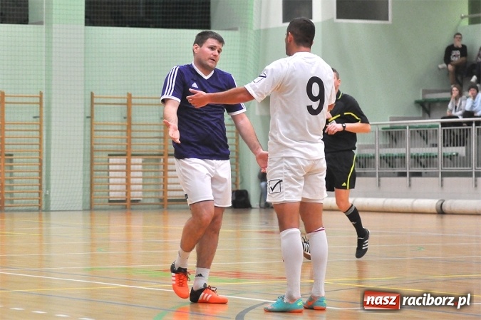 Zdjęcie w galerii na portalu naszraciborz.pl: Harpagany pokonały Mat-Bruk po zaciętym meczu wiadomości z regionu