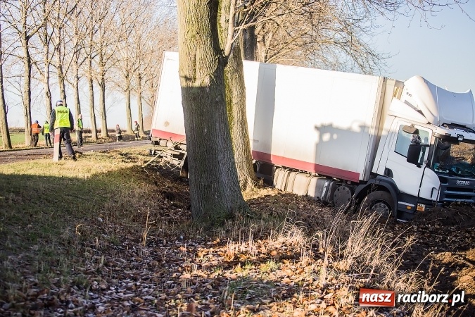 Zdjęcie w galerii na portalu naszraciborz.pl: 43-latek zginął na trasie Kietrz-Pietrowice Wielkie. Jego seicento wpadło w poślizg wiadomości z regionu