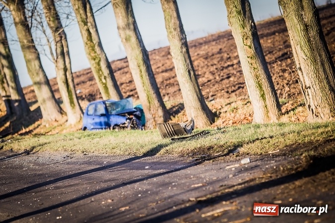 Zdjęcie w galerii na portalu naszraciborz.pl: 43-latek zginął na trasie Kietrz-Pietrowice Wielkie. Jego seicento wpadło w poślizg wiadomości z regionu