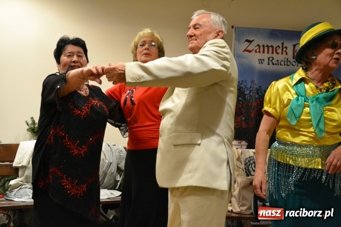 Zdjęcie w galerii na portalu naszraciborz.pl: Na fali humoru i satyry – żartobliwe widowisko na zamku  wiadomości z regionu