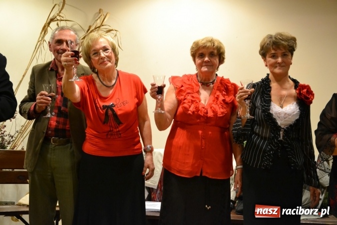 Zdjęcie w galerii na portalu naszraciborz.pl: Na fali humoru i satyry – żartobliwe widowisko na zamku  wiadomości z regionu