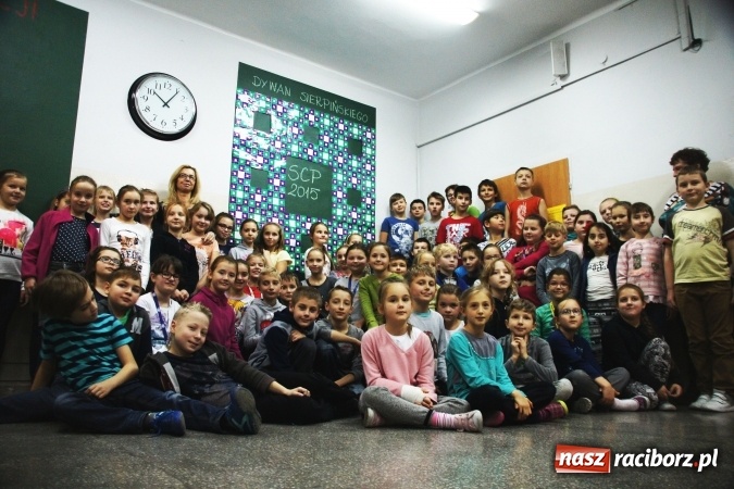 Zdjęcie w galerii na portalu naszraciborz.pl: Uczniowie Szkoły Podstawowej nr 1 nie boją się matematyki  wiadomości z regionu