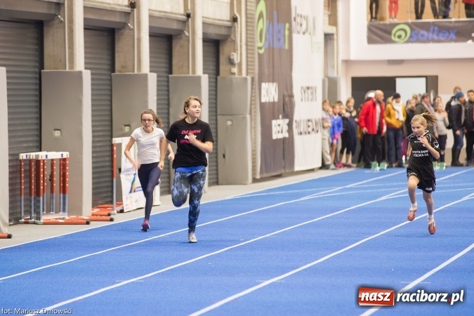 Zdjęcie w galerii na portalu naszraciborz.pl: Ponad pięciuset uczniów na raciborskich zawodach z cyklu Lekkoatletyka dla każdego wiadomości z regionu