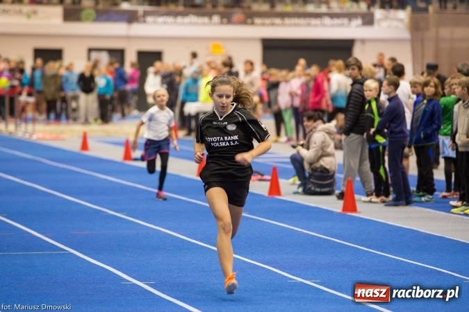 Zdjęcie w galerii na portalu naszraciborz.pl: Ponad pięciuset uczniów na raciborskich zawodach z cyklu Lekkoatletyka dla każdego wiadomości z regionu