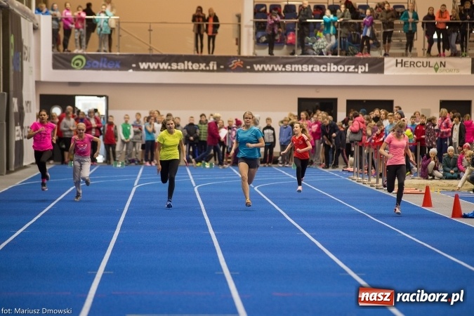Zdjęcie w galerii na portalu naszraciborz.pl: Ponad pięciuset uczniów na raciborskich zawodach z cyklu Lekkoatletyka dla każdego wiadomości z regionu
