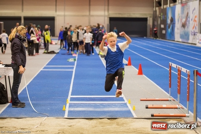 Zdjęcie w galerii na portalu naszraciborz.pl: Ponad pięciuset uczniów na raciborskich zawodach z cyklu Lekkoatletyka dla każdego wiadomości z regionu