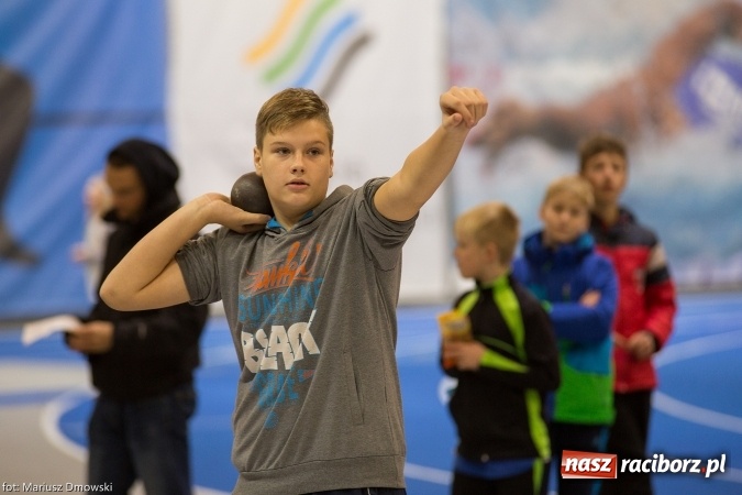 Zdjęcie w galerii na portalu naszraciborz.pl: Ponad pięciuset uczniów na raciborskich zawodach z cyklu Lekkoatletyka dla każdego wiadomości z regionu