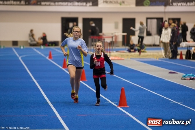 Zdjęcie w galerii na portalu naszraciborz.pl: Ponad pięciuset uczniów na raciborskich zawodach z cyklu Lekkoatletyka dla każdego wiadomości z regionu