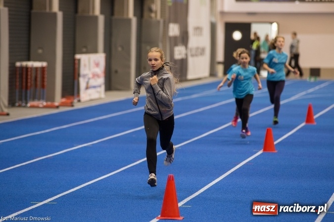 Zdjęcie w galerii na portalu naszraciborz.pl: Ponad pięciuset uczniów na raciborskich zawodach z cyklu Lekkoatletyka dla każdego wiadomości z regionu