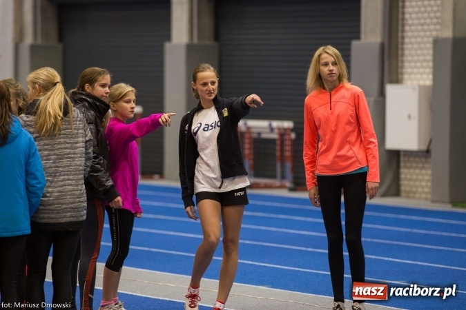 Zdjęcie w galerii na portalu naszraciborz.pl: Ponad pięciuset uczniów na raciborskich zawodach z cyklu Lekkoatletyka dla każdego wiadomości z regionu