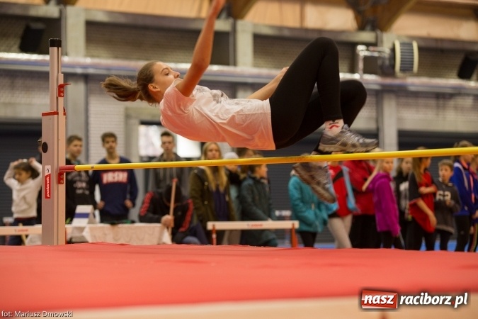 Zdjęcie w galerii na portalu naszraciborz.pl: Ponad pięciuset uczniów na raciborskich zawodach z cyklu Lekkoatletyka dla każdego wiadomości z regionu