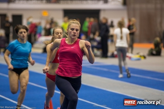 Zdjęcie w galerii na portalu naszraciborz.pl: Ponad pięciuset uczniów na raciborskich zawodach z cyklu Lekkoatletyka dla każdego wiadomości z regionu