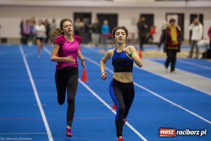 Zdjęcie w galerii na portalu naszraciborz.pl: Ponad pięciuset uczniów na raciborskich zawodach z cyklu Lekkoatletyka dla każdego wiadomości z regionu