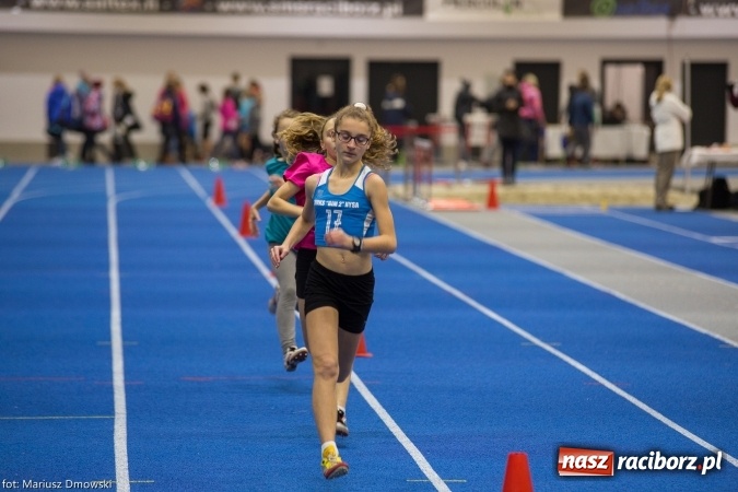 Zdjęcie w galerii na portalu naszraciborz.pl: Ponad pięciuset uczniów na raciborskich zawodach z cyklu Lekkoatletyka dla każdego wiadomości z regionu