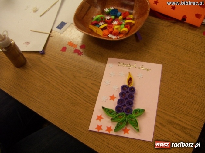 Zdjęcie w galerii na portalu naszraciborz.pl: Kartki świąteczne, słoiki i robótki ręczne, czyli listopadowe warsztaty w bibliotece wiadomości z regionu