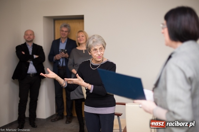 Zdjęcie w galerii na portalu naszraciborz.pl: Anna Raszewska, absolwentka raciborskiej PWSZ, odebrała wczoraj nagrodę za najlepszą pracę dyplomową z dziedziny pedagogiki wiadomości z regionu