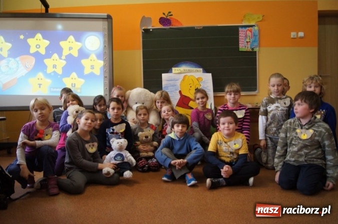 Zdjęcie w galerii na portalu naszraciborz.pl: Misiowe spotkanie przedszkolaków w Szkole Podstawowej nr 4  wiadomości z regionu