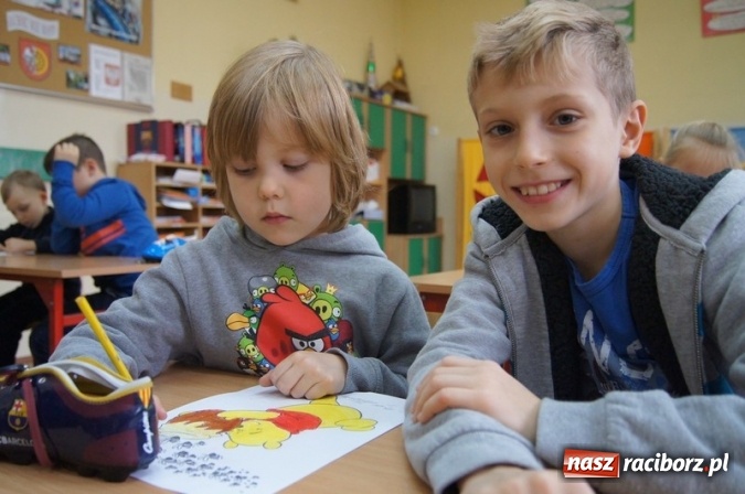 Zdjęcie w galerii na portalu naszraciborz.pl: Misiowe spotkanie przedszkolaków w Szkole Podstawowej nr 4  wiadomości z regionu