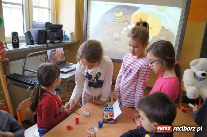 Zdjęcie w galerii na portalu naszraciborz.pl: Misiowe spotkanie przedszkolaków w Szkole Podstawowej nr 4  wiadomości z regionu