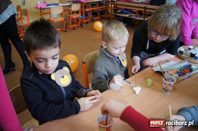 Zdjęcie w galerii na portalu naszraciborz.pl: Misiowe spotkanie przedszkolaków w Szkole Podstawowej nr 4  wiadomości z regionu