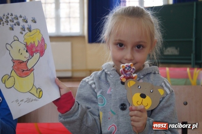 Zdjęcie w galerii na portalu naszraciborz.pl: Misiowe spotkanie przedszkolaków w Szkole Podstawowej nr 4  wiadomości z regionu