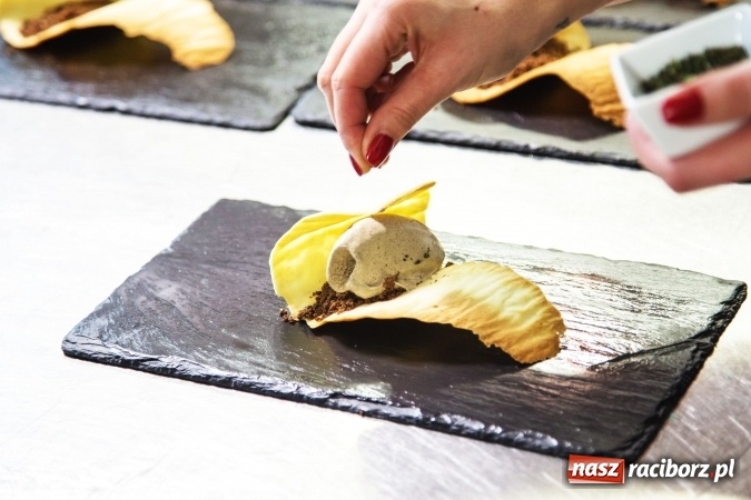 Zdjęcie w galerii na portalu naszraciborz.pl: Kuchnia+ wręczyła certyfikaty Kuchnia+ poleca! Śląskie restauracje zdominowały listę - wśród wyróżnionych hotel spa z Jankowic  wiadomości z regionu