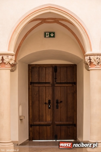 Zdjęcie w galerii na portalu naszraciborz.pl: Kaplica zajaśniała pełnym blaskiem. Do czerwca trzeba zdążyć z aranżacją wnętrza wiadomości z regionu