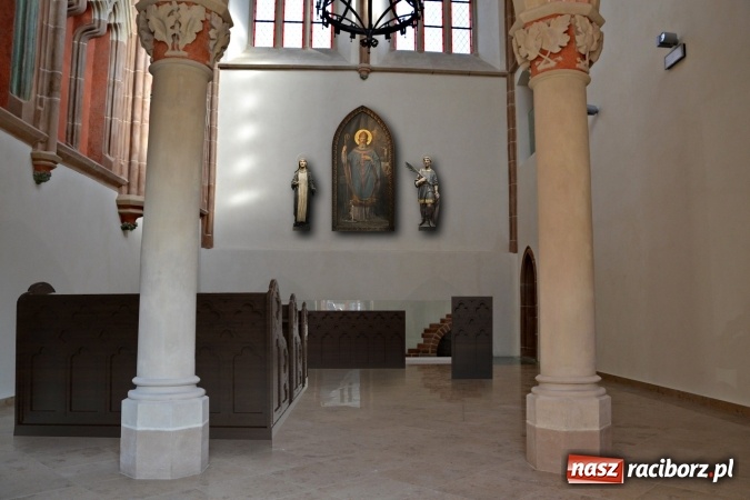 Zdjęcie w galerii na portalu naszraciborz.pl: Kaplica zajaśniała pełnym blaskiem. Do czerwca trzeba zdążyć z aranżacją wnętrza wiadomości z regionu