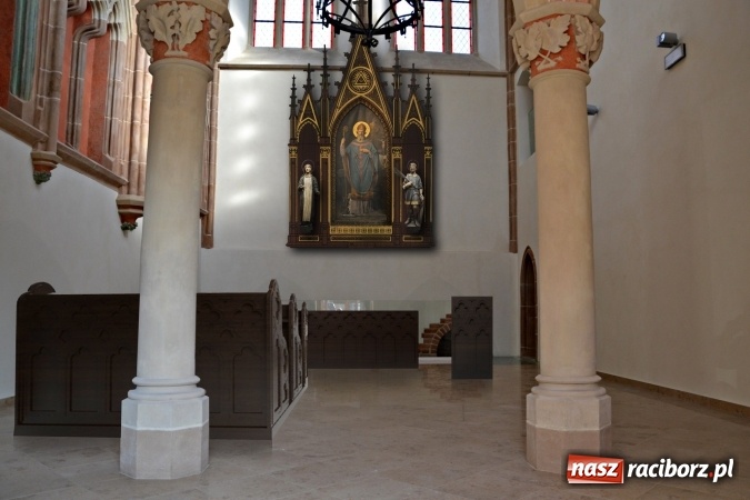 Zdjęcie w galerii na portalu naszraciborz.pl: Kaplica zajaśniała pełnym blaskiem. Do czerwca trzeba zdążyć z aranżacją wnętrza wiadomości z regionu