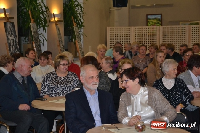 Zdjęcie w galerii na portalu naszraciborz.pl: Tworków. Muzyka jest dobra na wszystko  wiadomości z regionu