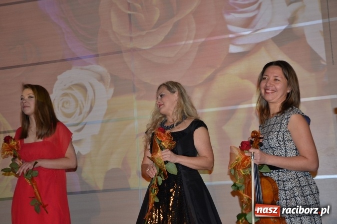 Zdjęcie w galerii na portalu naszraciborz.pl: Tworków. Muzyka jest dobra na wszystko  wiadomości z regionu