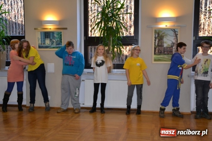 Zdjęcie w galerii na portalu naszraciborz.pl: Spotkanie integracyjne Dzieci – Dzieciom wiadomości z regionu