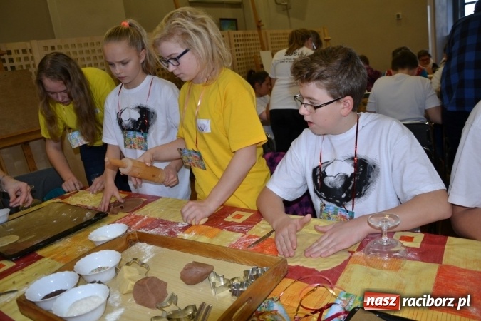 Zdjęcie w galerii na portalu naszraciborz.pl: Spotkanie integracyjne Dzieci – Dzieciom wiadomości z regionu