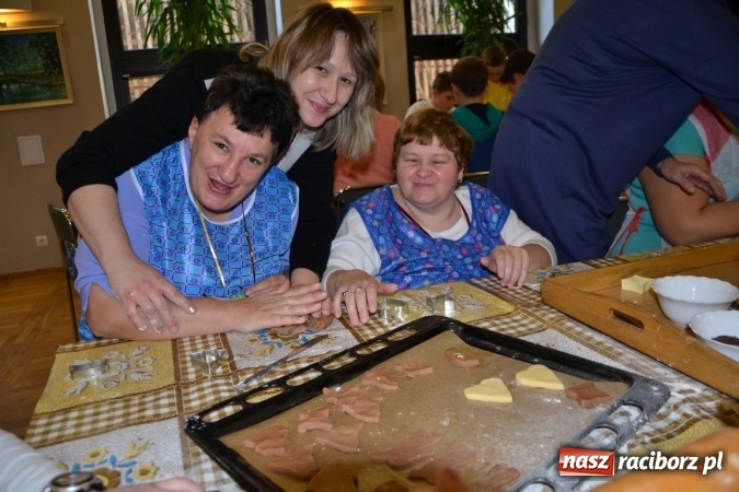 Zdjęcie w galerii na portalu naszraciborz.pl: Spotkanie integracyjne Dzieci – Dzieciom wiadomości z regionu