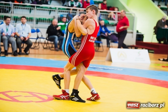 Zdjęcie w galerii na portalu naszraciborz.pl: Mistrzostwa Polski Młodzików w zapasach w stylu klasycznym wiadomości z regionu