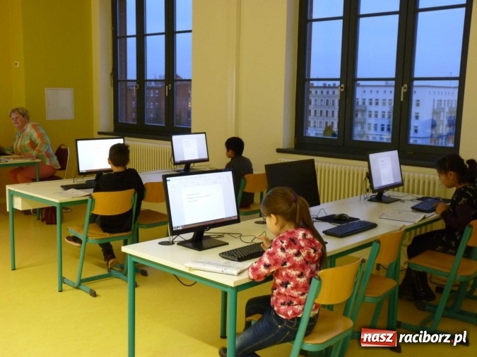 Zdjęcie w galerii na portalu naszraciborz.pl: Dzieci z Tworkowa w Magdeburgu. Rewizyta w partnerskiej szkole wiadomości z regionu