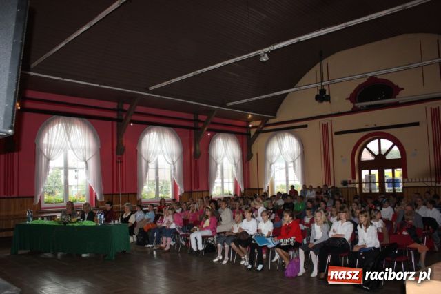 Zdjęcie w galerii na portalu naszraciborz.pl: Konkurs Piosenki Polskiej i Morawskiej wiadomości z regionu